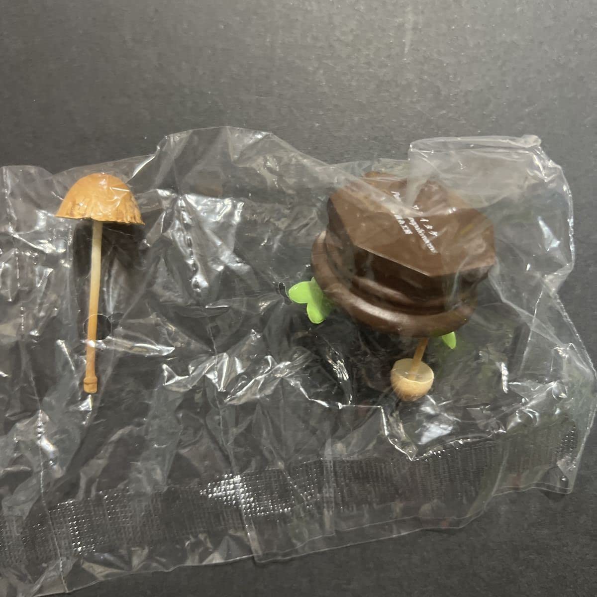 Amazon.co.jp: きのこ立体図鑑 第一弾 ワライタケ ガチャ 菌糸工房